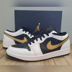 Sz 10 Nike Air Jordan 1 Low Mens 10 With Orginal Box Black White Gold